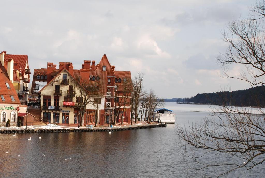 Mikolajki Apartamenty Exterior photo